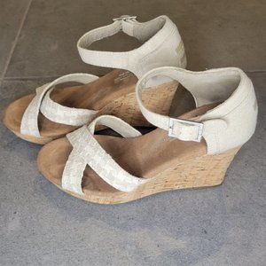 3 for $15, 5 for $20 Toms women's wedges 5.5